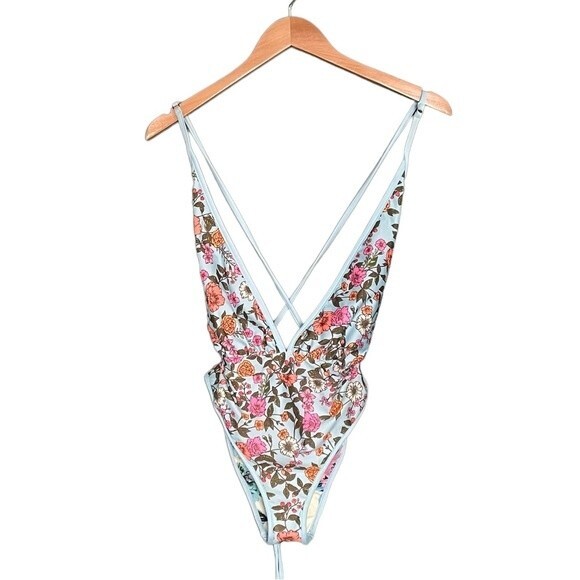 NWT Maaji Reversible Convertible Strap One-Piece Floral Swimsuit Size Medium NEW - Picture 2 of 14